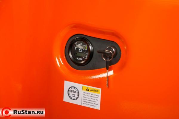 Штабелер электрический самоходный TOR 1.5т 3.3м CDDR15-III фото №4 Штабелер электрический самоходный TOR 1.5т 3.3м CDDR15-III фото №4