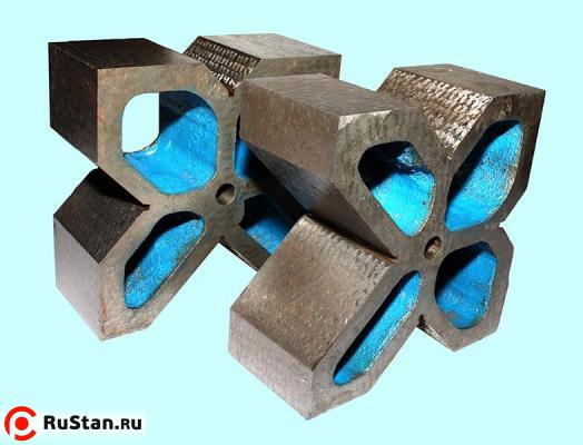 Призмы поверочные и разметочные чугунные 200х170х 90мм тип П2-3 кл.точн.2 (комплект из 2-х шт) "TLX" фото №1 Призмы поверочные и разметочные чугунные 200х170х 90мм тип П2-3 кл.точн.2 (комплект из 2-х шт) "TLX" фото №1