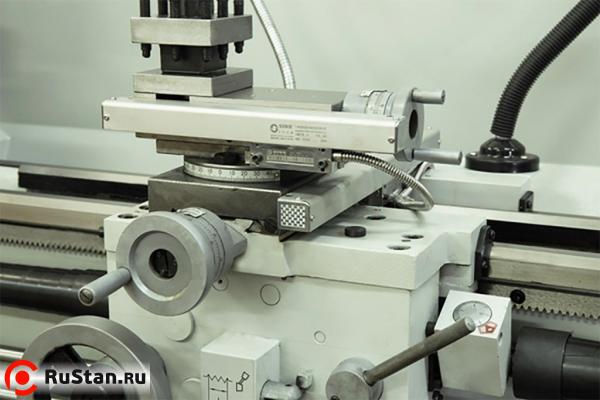 Продольная, поперечная и тонкая продольная подачи оснащены оптическими линейками. фото №15 METAL MASTER X3270 фото №15