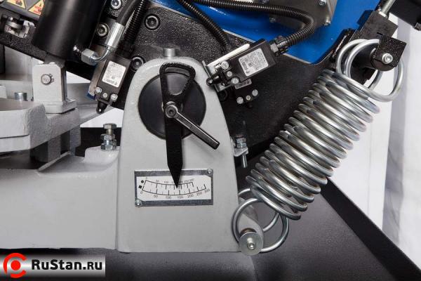 Ленточнопильный станок Pilous ARG 300 PLUS E.H. фото №3 Pilous ARG 300 PLUS E.H. фото №3