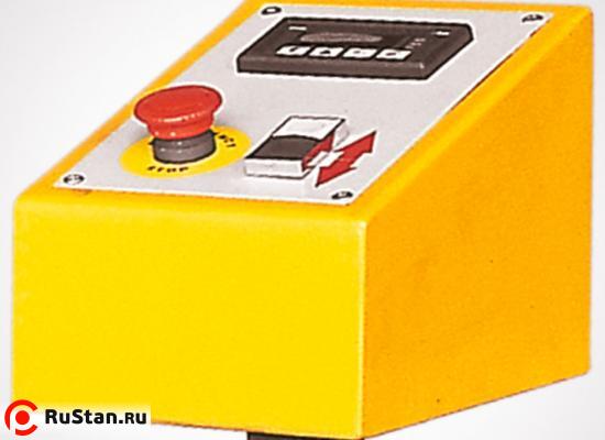 Вальцовочный станок электрический RM 1550x90 фото №4 Вальцы RM 1550x90 фото №4