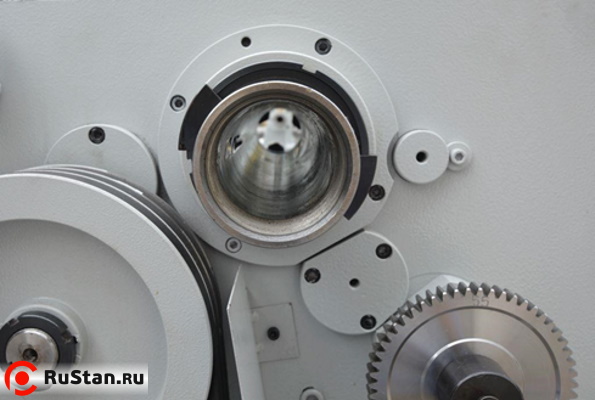 Внутренний диаметр шпинделя составляет 58 мм. фото №5 METAL MASTER Z46150 фото №5