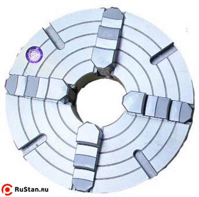 Четырехкулачковый патрон диаметром 320 мм с независимым перемещением кулачков входит в базовый комплект поставки станка. фото №11 METAL MASTER ZH 51150 DRO RFS фото №11